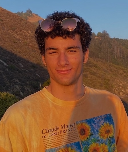 Riley Tinianov