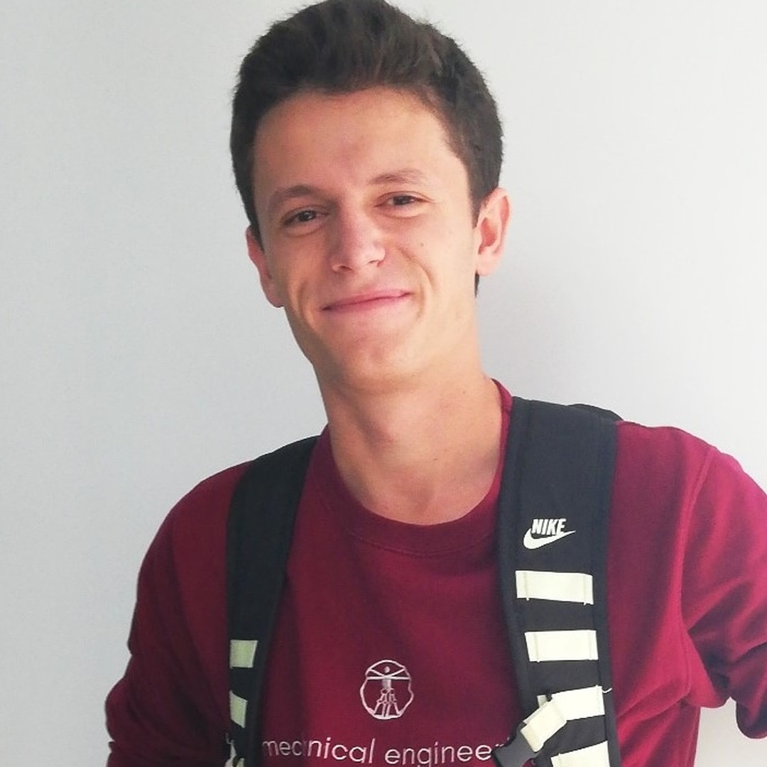 Headshot of Guillaume Grosjean